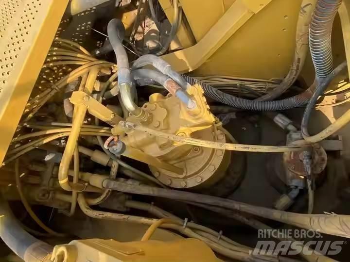 CAT CAT325B Bageri gusjeničari