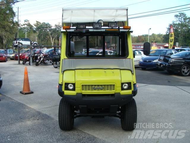 Kawasaki MULE 6X4 Pomoćni strojevi