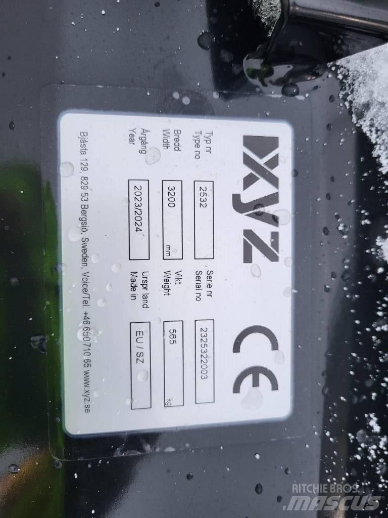XYZ 320 PREMIUM Plugovi