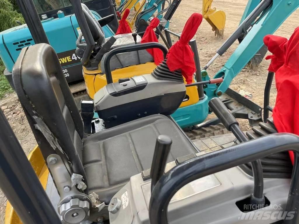 Komatsu PC18 Bageri gusjeničari