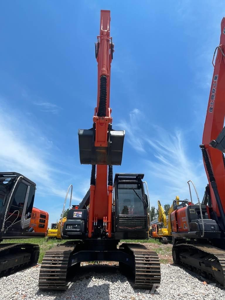 Hitachi ZX 200 Bageri gusjeničari