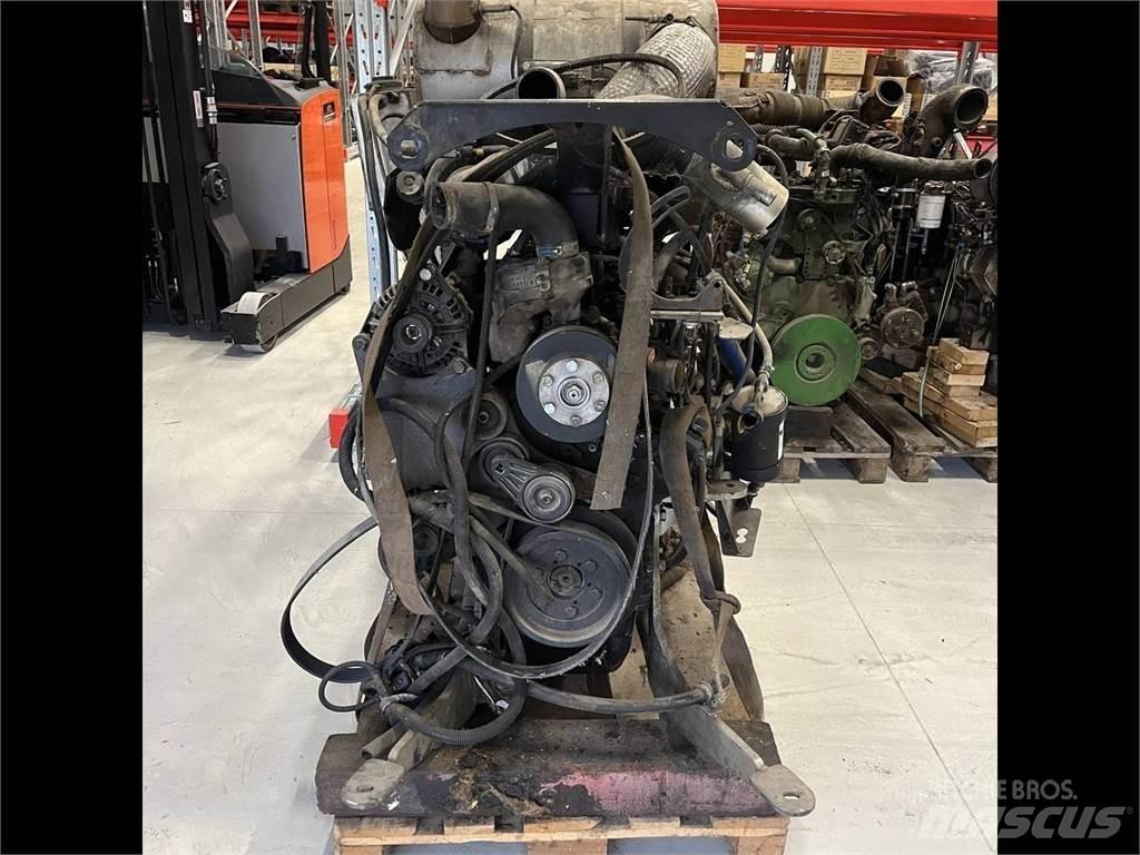 Sisu 74 CWA 4V Motori