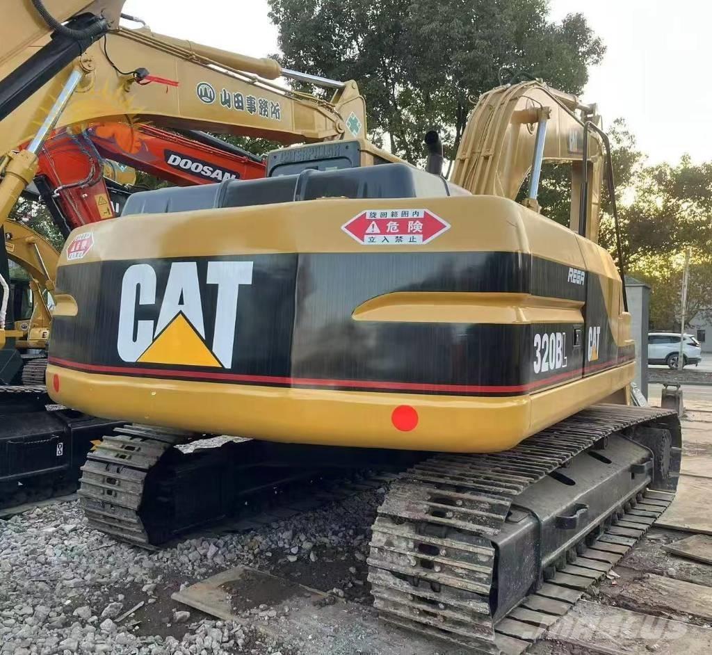 CAT 320 B L Bageri gusjeničari