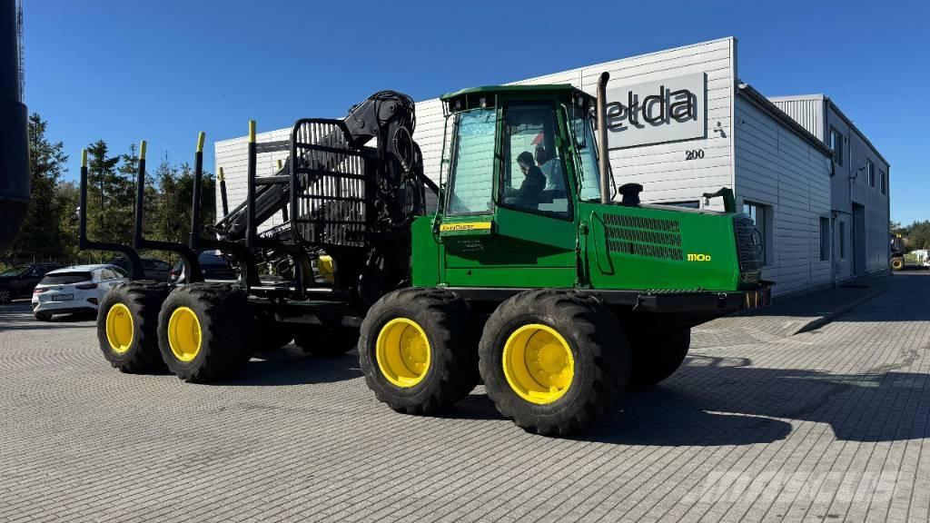 John Deere 1110 D Forvarderi