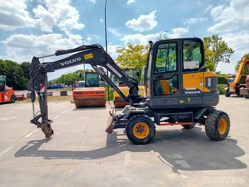Volvo EW 60 E Bageri na kotačima