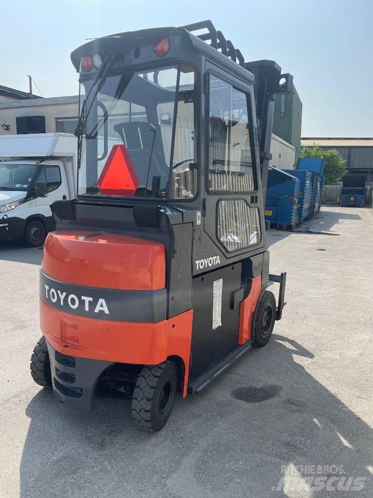 Toyota 7FBMF30 Električni viličari