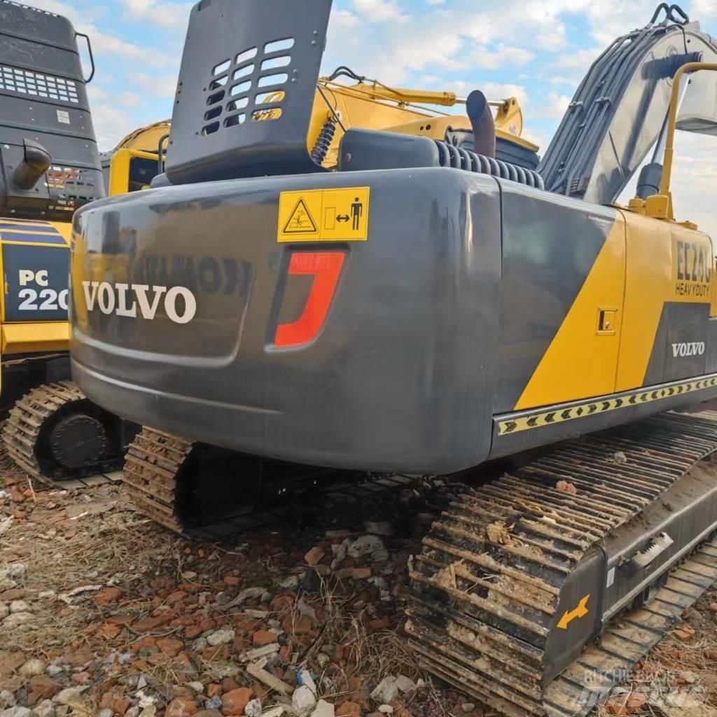 Volvo EC 240 Bageri gusjeničari