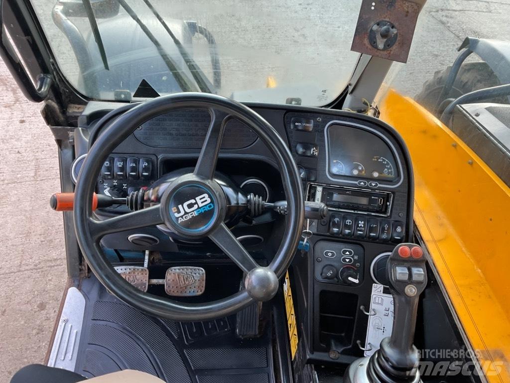 JCB 536-70 AGRI PRO Poljoprivredni teleskopski utovarivači