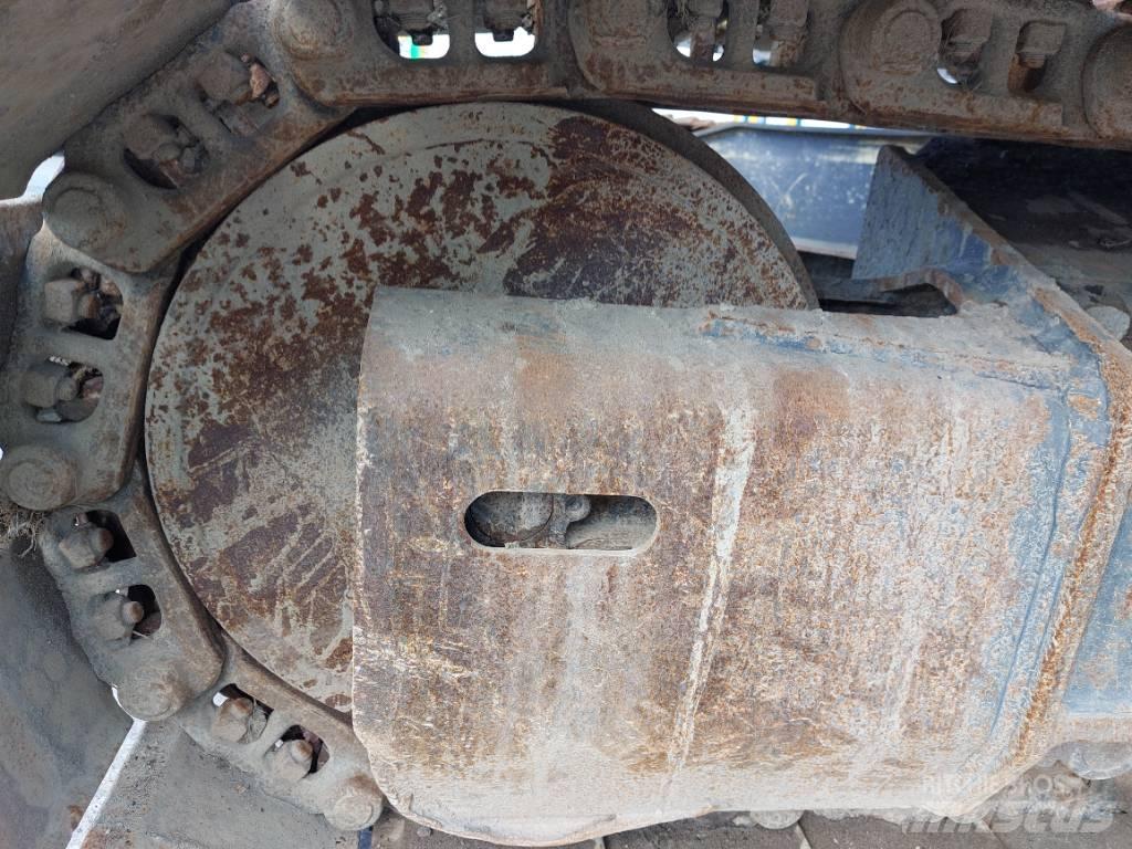 Komatsu PC138US-11 Bageri gusjeničari