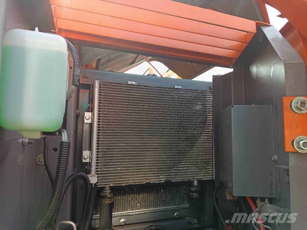 Hitachi ZX 70 Midi bageri 7t – 12t