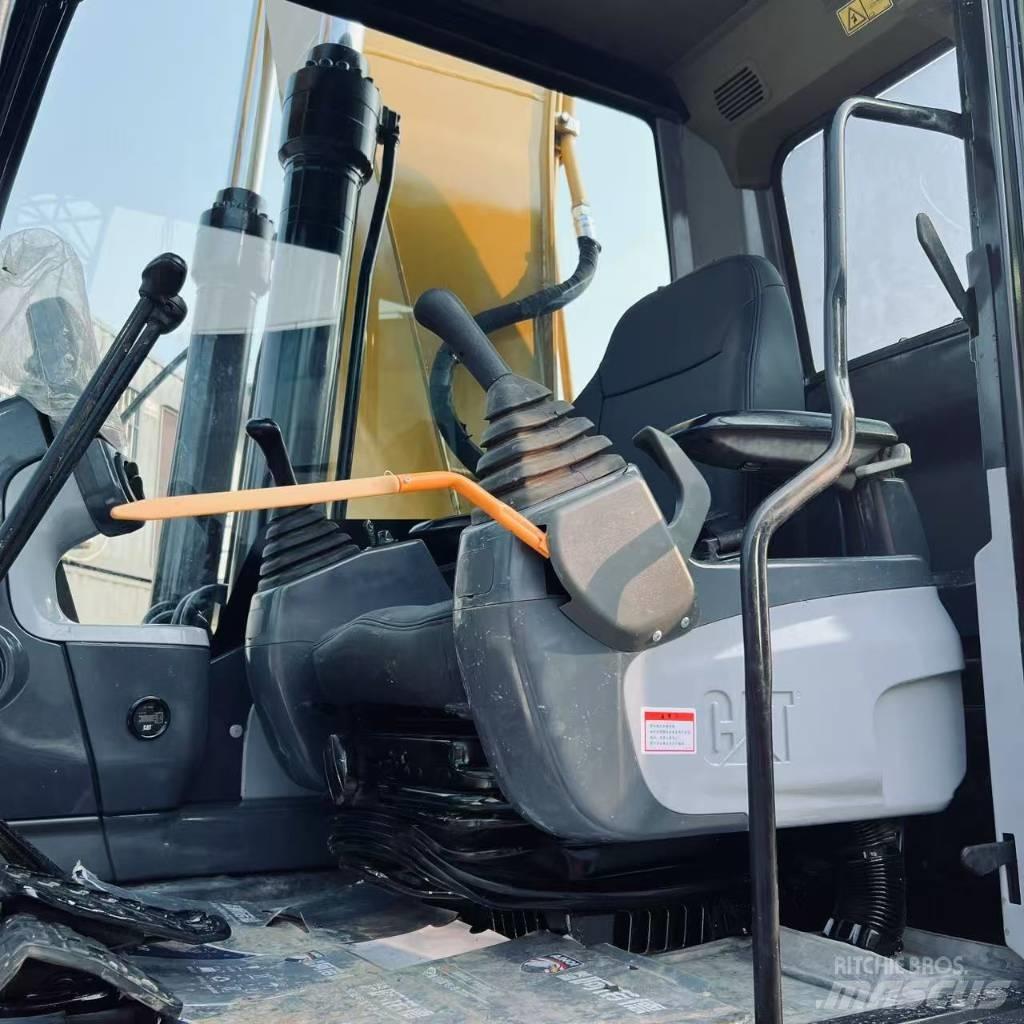 CAT 320 D L Bageri gusjeničari