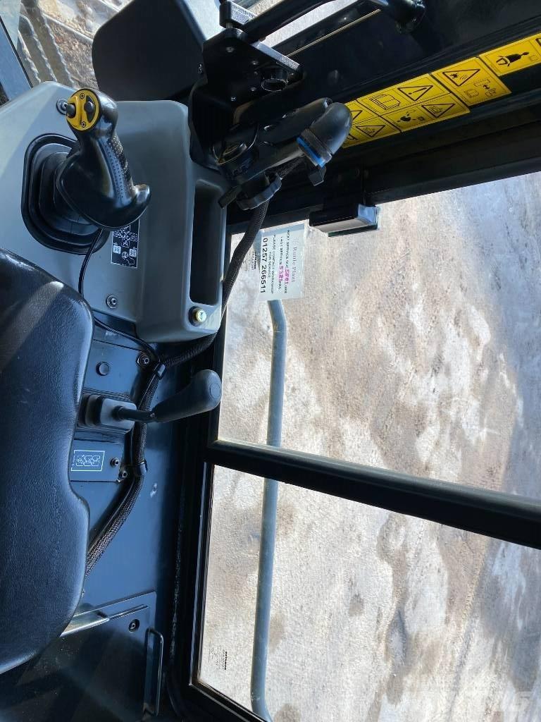 Komatsu D 61 PX-15 Buldožeri gusjeničari