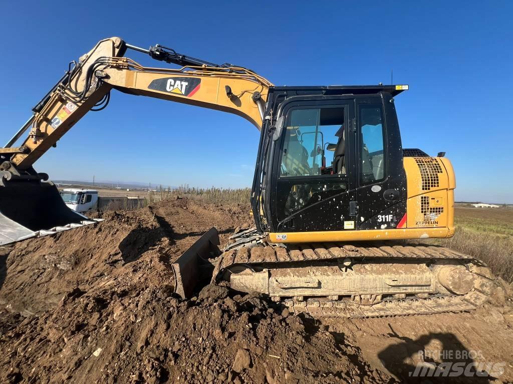 CAT 311 FL Bageri gusjeničari