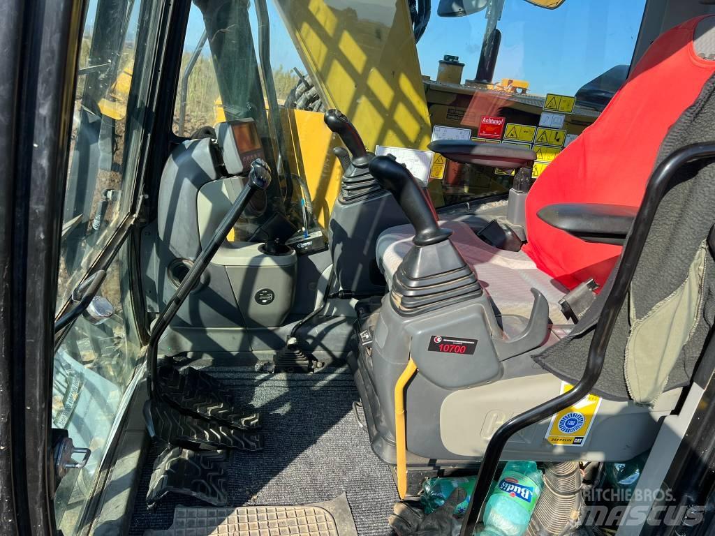 CAT 311 FL Bageri gusjeničari