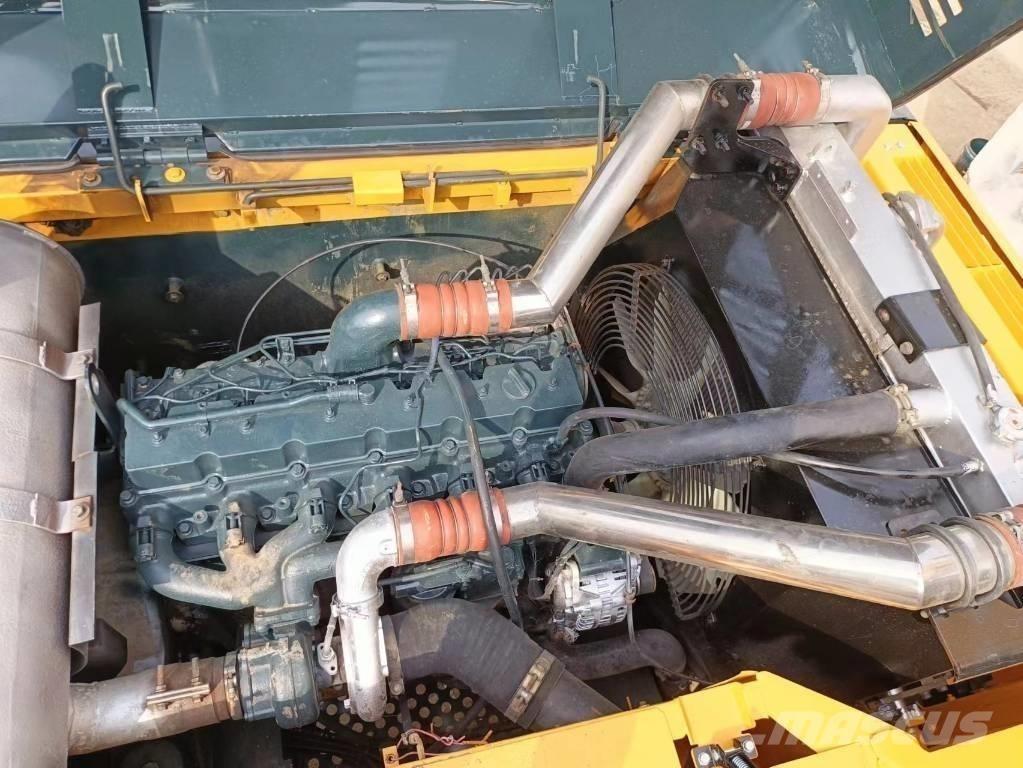 Hyundai 305-9 Bageri gusjeničari