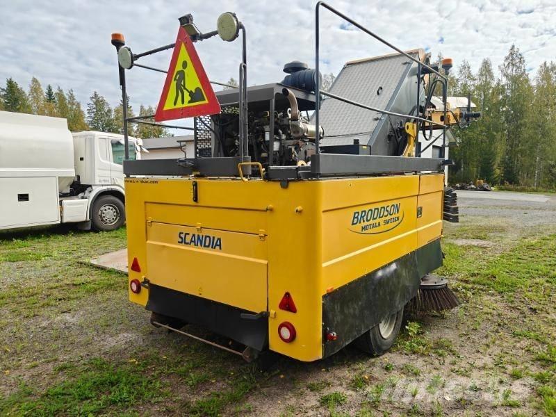 Broddson Skandia Strojevi za metenje