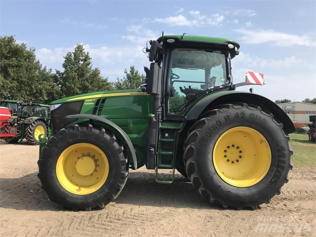 John Deere 7310R Traktori