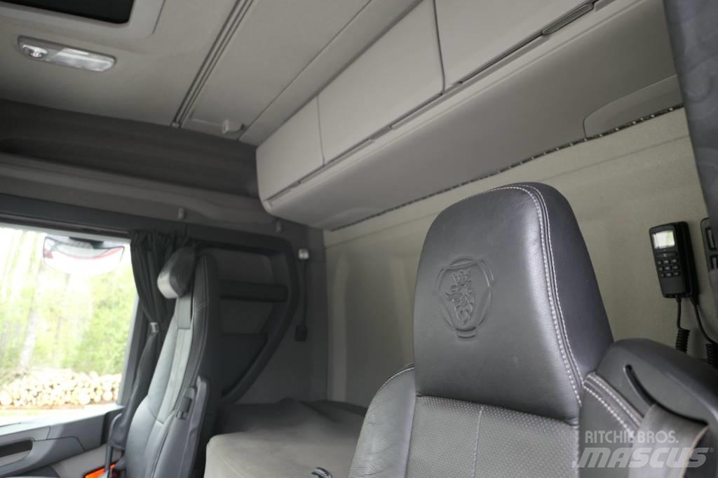 Scania R500 B6x2*4NB Rol kiper kamioni s kukama za dizanje