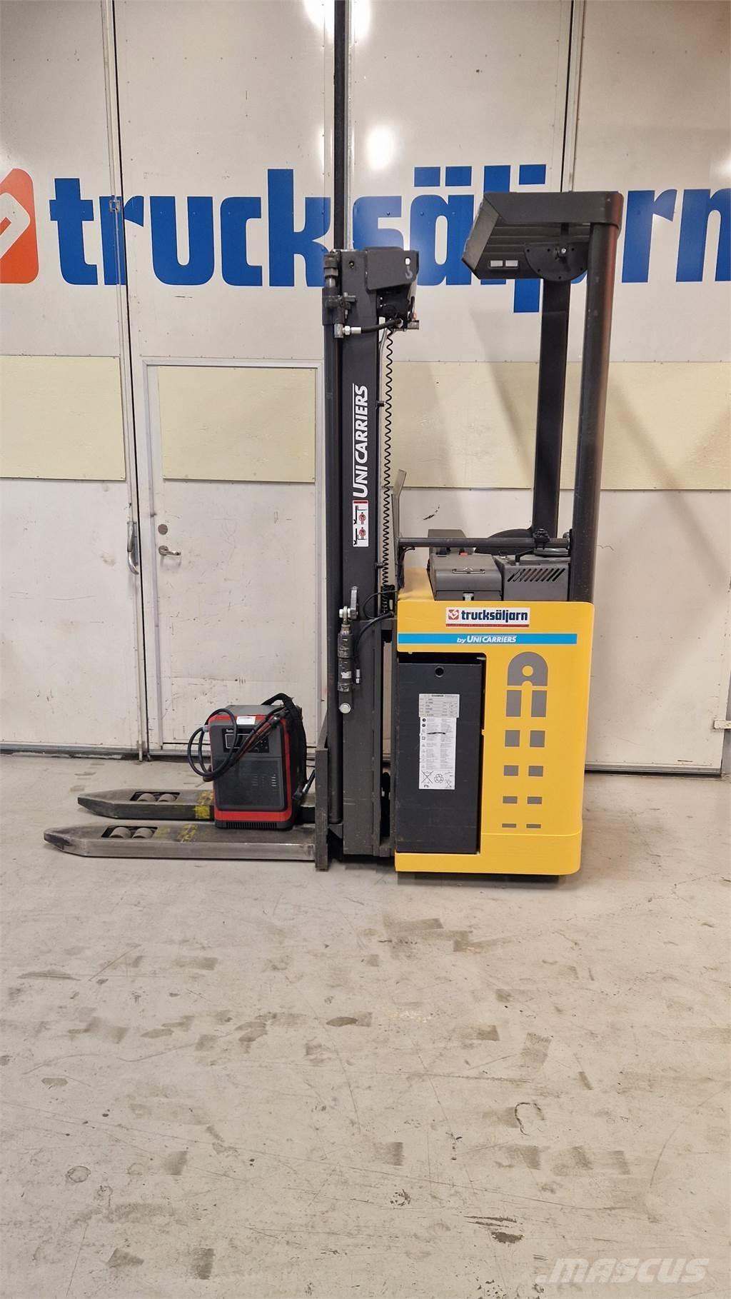 Atlet A160SDTFVHSN Nisko podizni električni viličar sa platformu