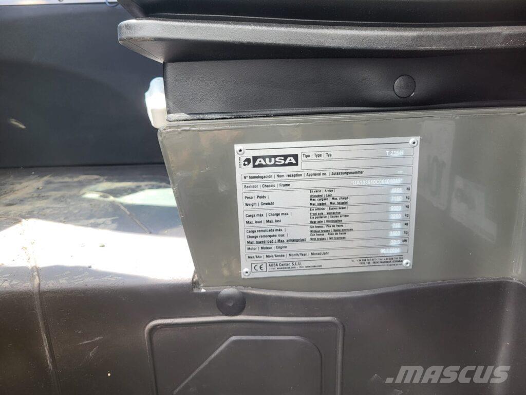 Ausa T235H Teleskopski utovarivači na kotačima