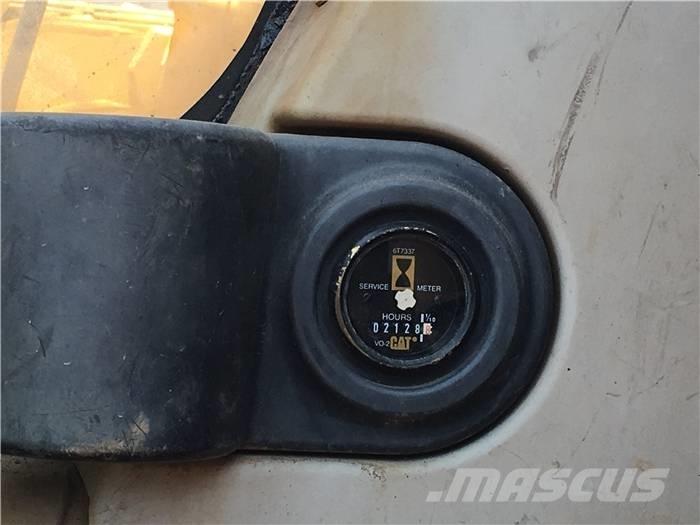 CAT 320 C L Bageri gusjeničari