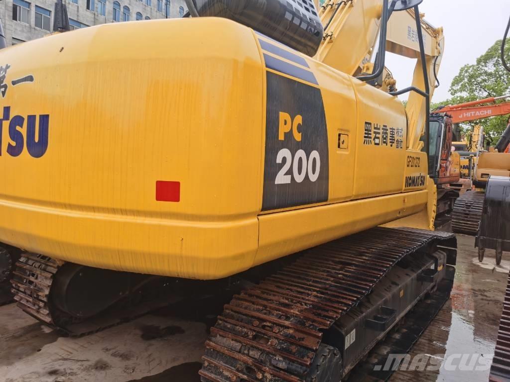 Komatsu PC 200-8 Bageri gusjeničari