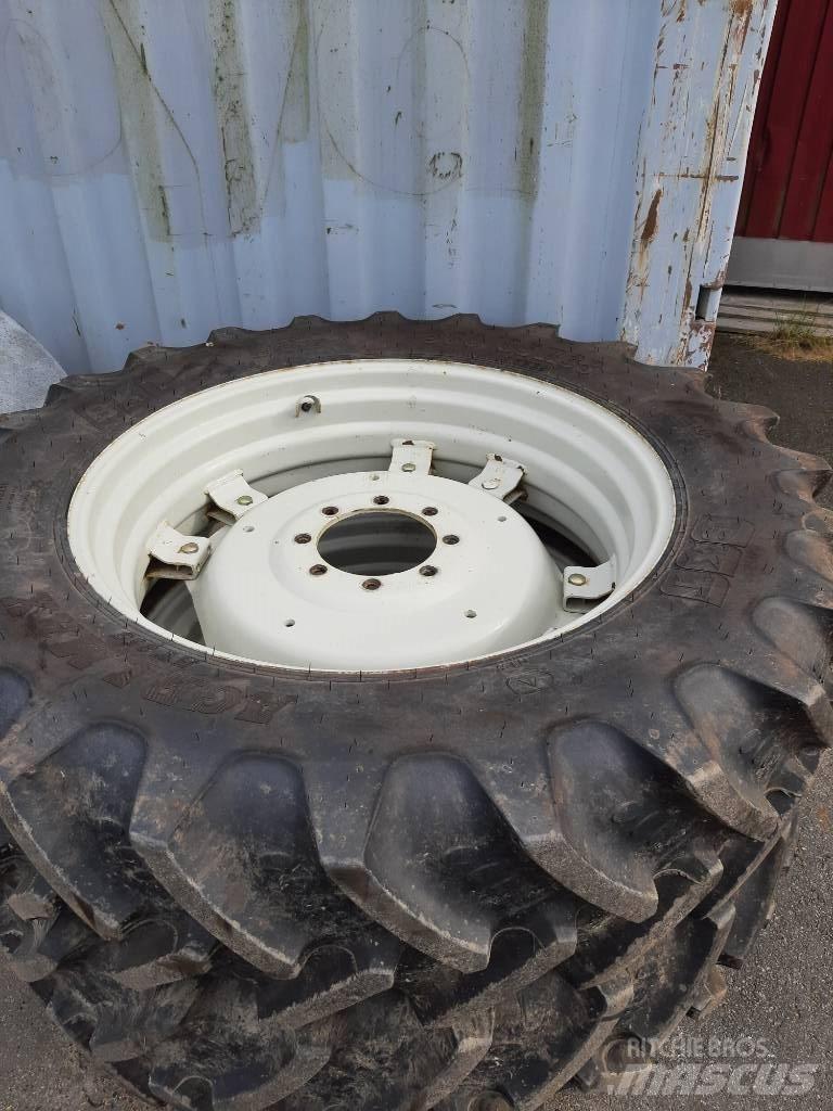 BKT 380/85R34 Ostala oprema za traktore
