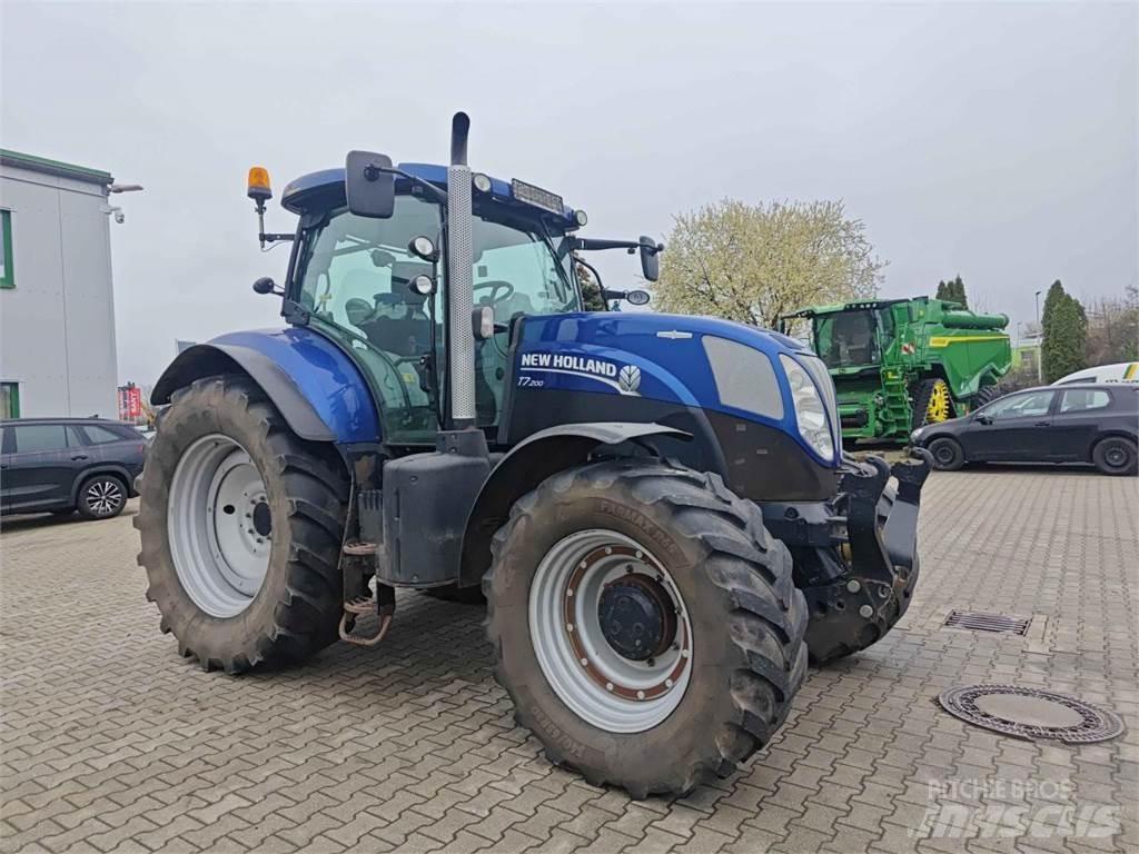 New Holland T7.200 Traktori