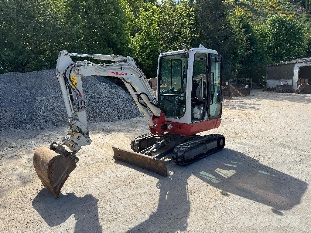 Takeuchi TB 225 Mini bageri <7t