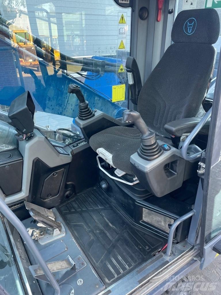 Fuchs MHL320F Bageri za manipuliranje materijalom / otpadom