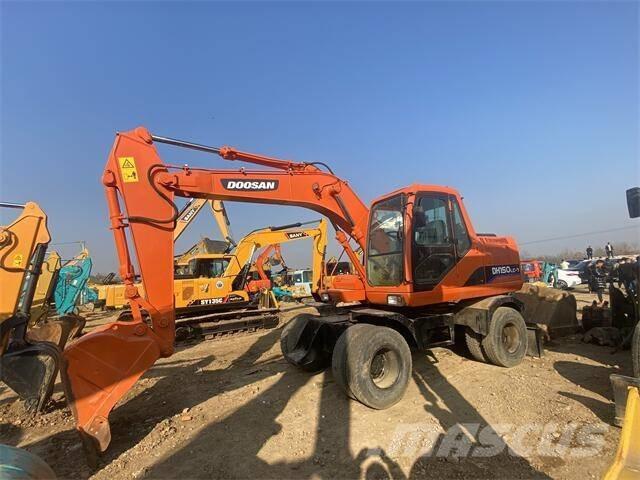 Doosan DH150LC-7 Bageri na kotačima