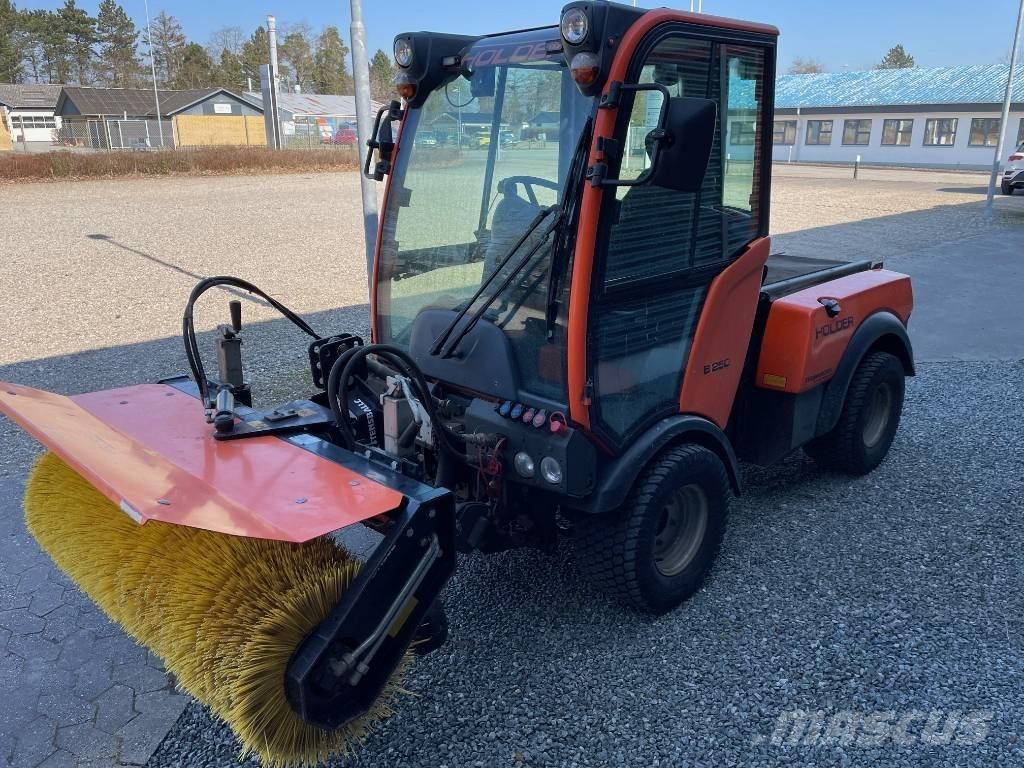 Holder B250 Kompaktni (mali) traktori