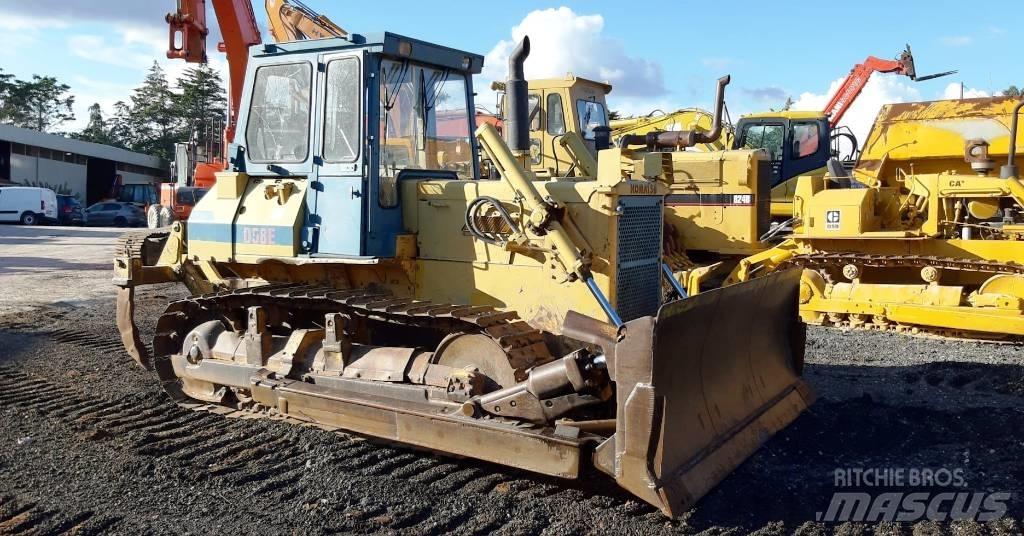 Komatsu D58E-1 Buldožeri gusjeničari