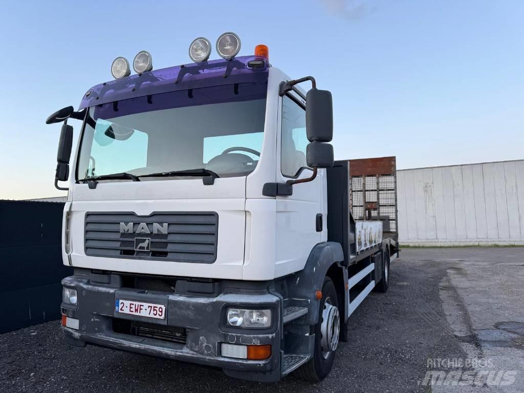 MAN NS 194 F Autotransporteri
