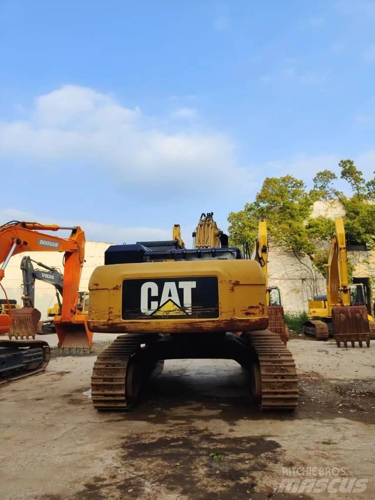 CAT 349 D2 Bageri gusjeničari
