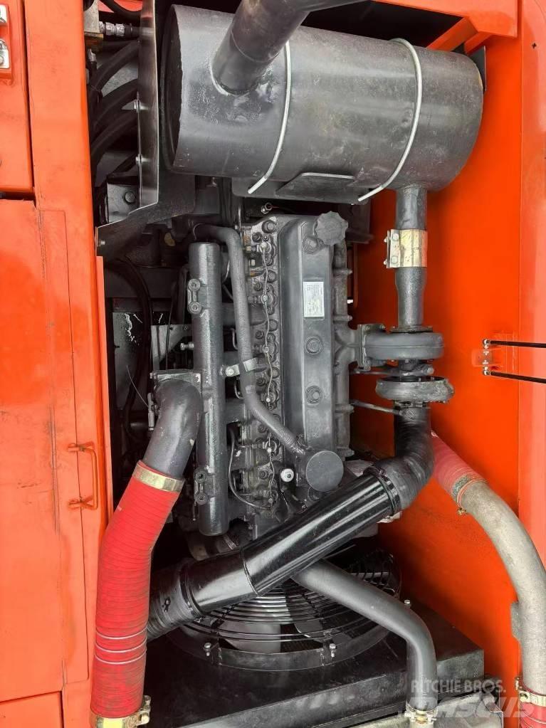 Doosan 225 LCA Bageri gusjeničari