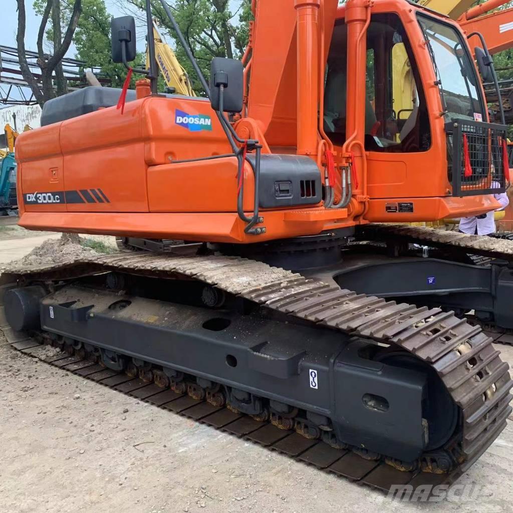 Doosan dx300 Bageri gusjeničari