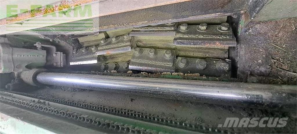 John Deere 8400 Strojevi za krmu na vlastiti pogon