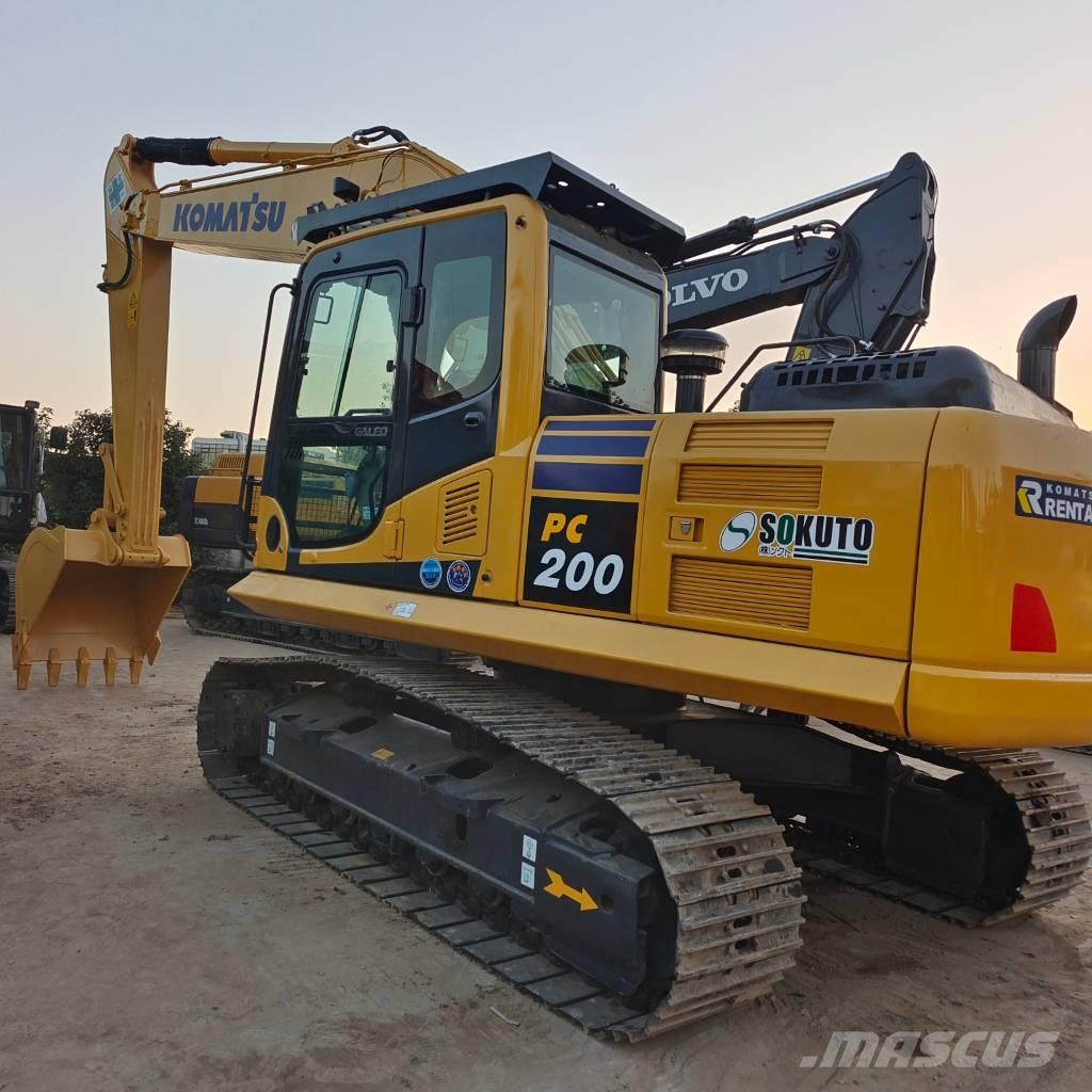Komatsu PC 200-8 Bageri gusjeničari