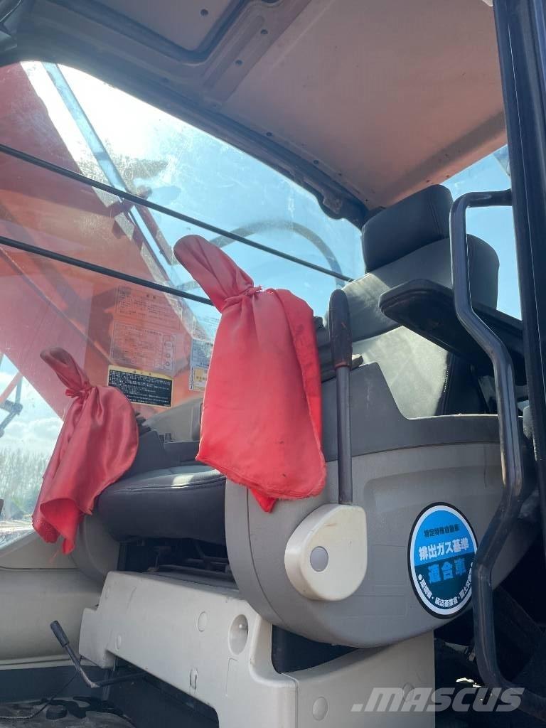 Hitachi ZX 240 Bageri gusjeničari