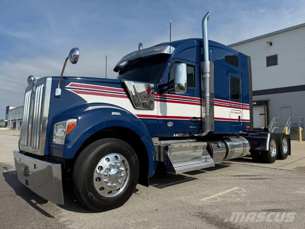 Kenworth W 990 Traktorske jedinice