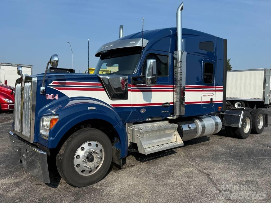 Kenworth W 990 Traktorske jedinice