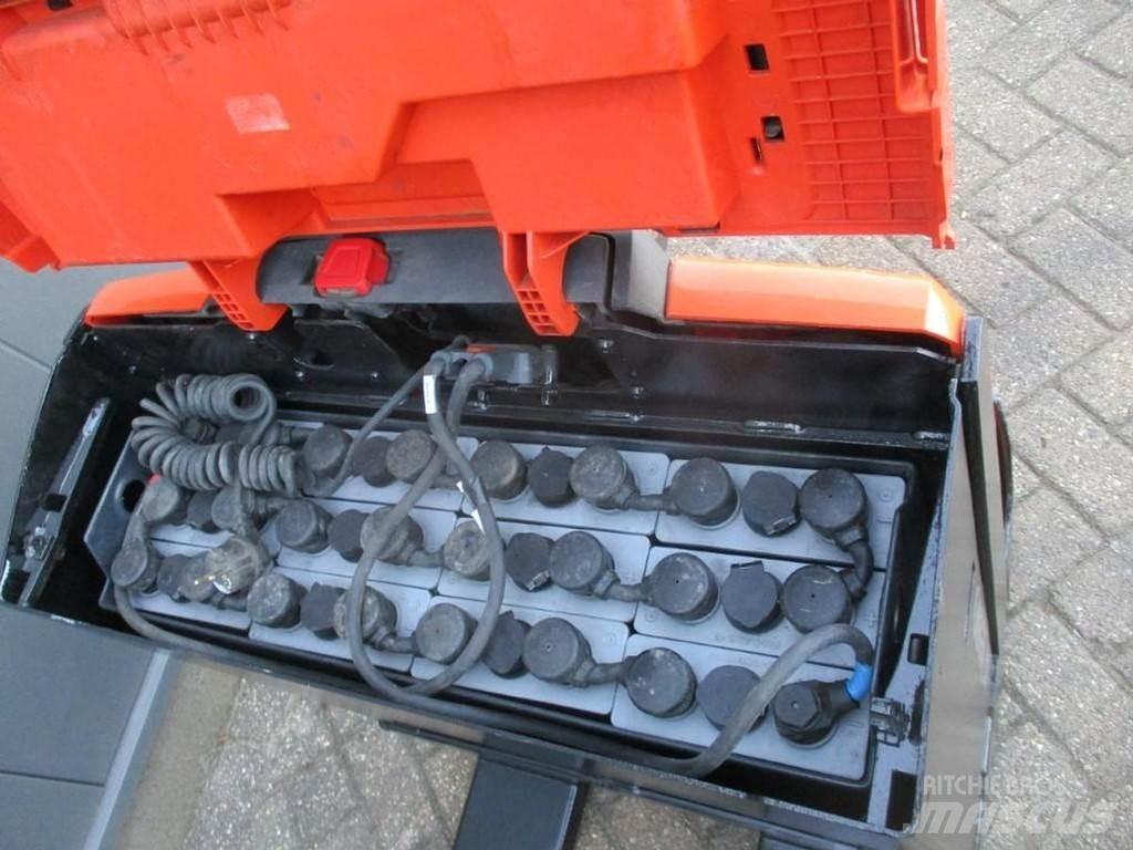 BT LWE 160 Nisko podizni električni viličar