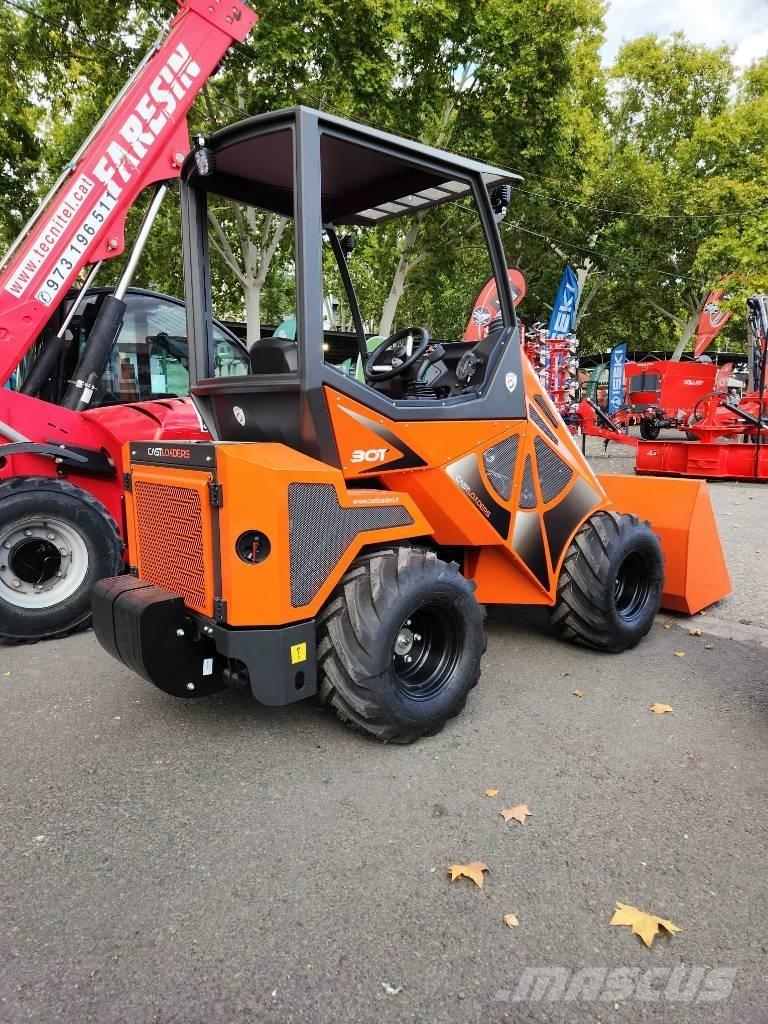 Castloaders 30T Kompaktni (mali) traktori