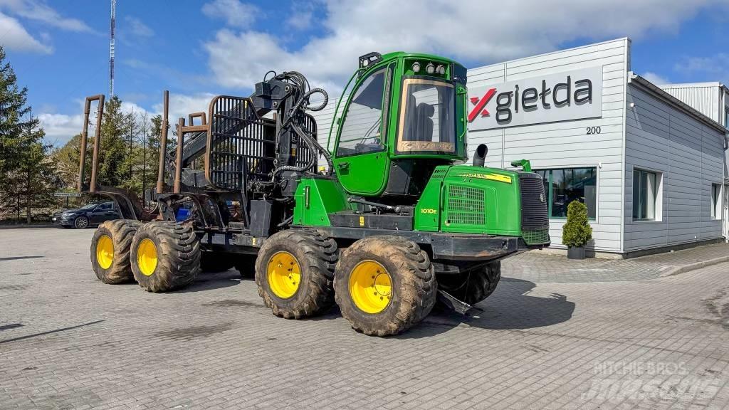 John Deere 1010 E Forvarderi