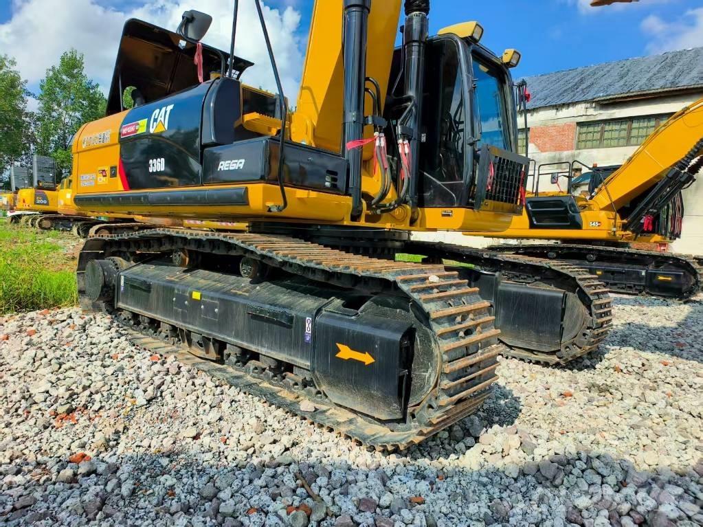 CAT 336 D Bageri dugog dosega