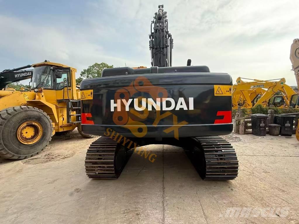 Hyundai R220-9s Bageri gusjeničari
