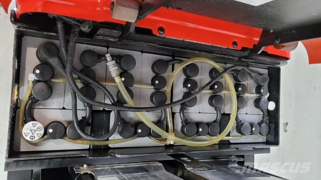 BT SPE 125 Samopogonski ručni viličari