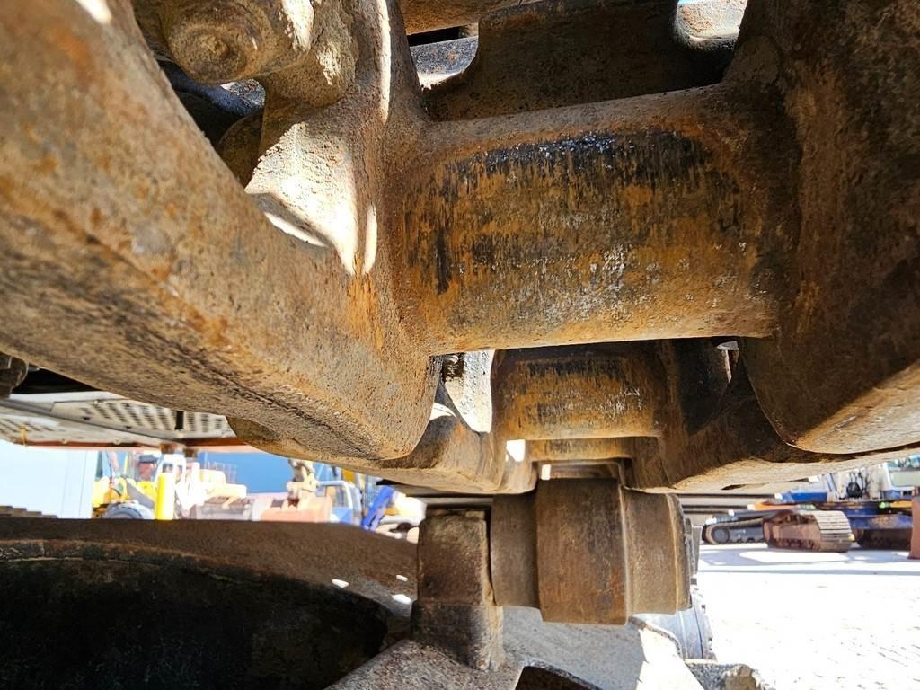 Hitachi ZX180LC-3 Bageri gusjeničari