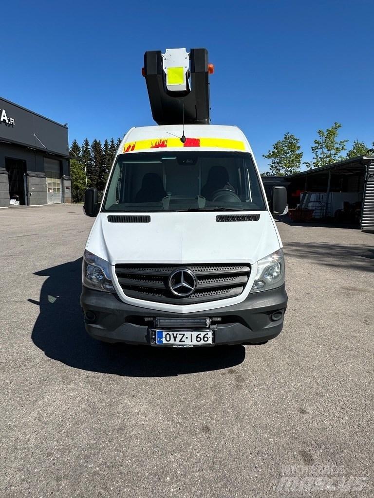 VERSALIFT VDT-170-F Auto košare